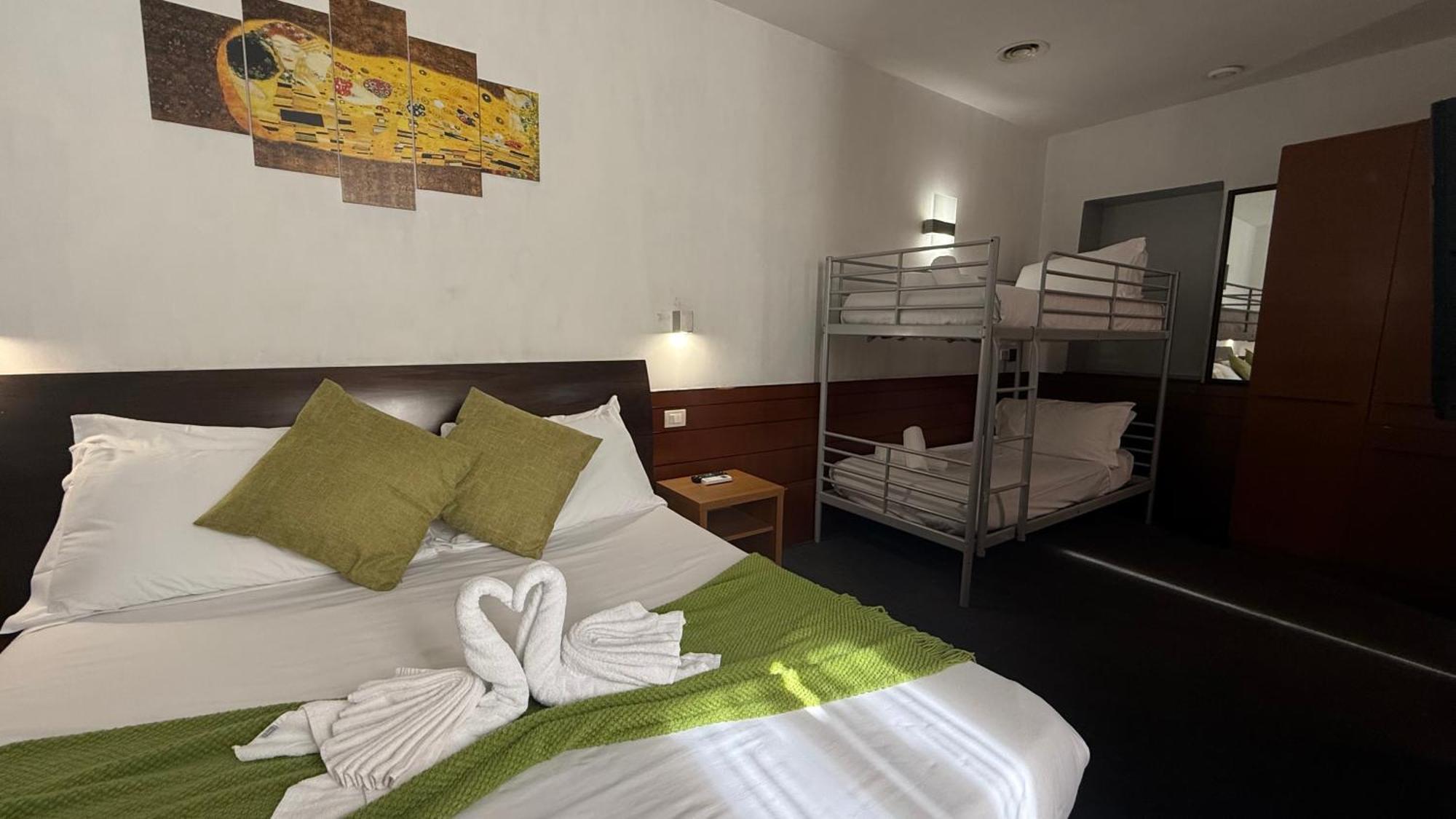 Romalive Hotel Buitenkant foto